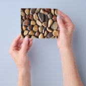 Prospectus 11,4 Cm X 14,2 Cm Fond de galets (main)