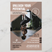 Prospectus 14 Cm X 21,6 Cm Yoga Classes Neutral Beige Photo Personal Trainer (Devant)