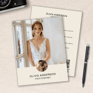 Prospectus 21,6 Cm X 24,94 Cm Photo personnalisée moderne QR Cream Photographe E