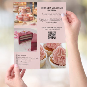 Prospectus 21,6 Cm X 24,94 Cm Promotion de boulangerie Photo Médias sociaux QR R