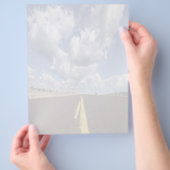 Prospectus 21,6 Cm X 24,94 Cm Sur la route no 2 Circulaire (main)