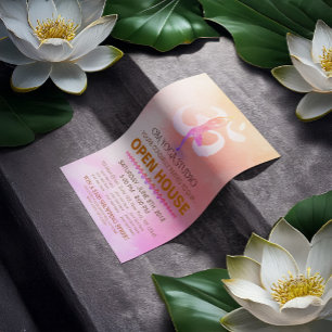 Prospectus 21,6 Cm X 24,94 Cm SYMBOLE POSE ET OM DE Méditation YOGA Studio Open 