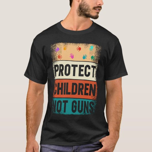 Protect Children Not Guns Enough End Gun Violence T-shirt (Voorkant)
