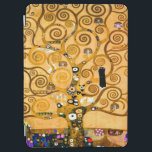 Protection iPad Air Gustav Klimt Arbre de vie<br><div class="desc">Couverture iPad représentant la fresque murale de Gustav Klimt, L’arbre de vie, La Frieze Stoclet (1905-1911). Il se compose de trois mosaïques : The Expectation, Knight et The Embrace. Une belle femme, un arbre doré et deux amants dans une étreinte sont représentés. Un cadeau merveilleux pour les amateurs d'Art Nouveau...</div>