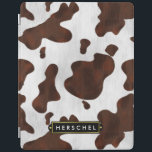 Protection iPad Cuir occidental de Faux de peau de vache repéré<br><div class="desc">Si vous êtes un propriétaire d'un ranch, un cowboy/cow-girl ou juste quelqu'un qui aiment de vieux thèmes occidentaux américains, cette couverture brune et blanche repérée d'iPad de motif de peau de vache est parfaite pour assortir votre style occidental. Le graphique de poster de animal est fait pour ressembler à la...</div>
