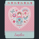 Protection iPad Cute rose Matryoshka russe poupée iPad Smart Couve<br><div class="desc">Une jolie poupée de nidification russe matryoshka orne cette couverture intelligente Ipad. La matryoshka est en forme de coeur avec des oiseaux,  des papillons et des fleurs. C'est mignon pour retourner à l'école. Personnalisez-le avec votre nom. Conçu pour vous par Blackberry Boulevard.</div>