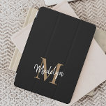 Protection iPad Mini Monogramme d'or noir moderne Feminine Script éléga<br><div class="desc">Monogramme d'or noir moderne Feminine Stylish Script iPad Air Cover. Personnalisez facilement cette housse d'air ipad moderne et élégante avec votre monogramme et votre nom personnalisés.</div>
