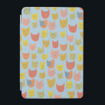 Protection iPad Mini Motif de têtes de chat colorées<br><div class="desc">De mignons têtes de chat colorées dansent à travers ce motif. Consultez ma boutique pour plus d'articles!</div>