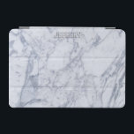 Protection iPad Mini Motif en pierre de Marbre blanc monogramme<br><div class="desc">Motif en pierre de marbre blanc et gris. Pas vraiment marbler juste une image de lui. monogramme personnalisé en option.</div>