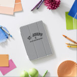 Protection iPad Mini Saint Joseph Niveau suivant Papa Objectifs Collégi<br><div class="desc">Protégez votre appareil avec une couverture qui reflète la force, le but et la foi. Avec l'expression audacieuse St. Joseph : Papa de niveau supérieur se fixe aux côtés du symbole puissant de trois clous, ce design minimaliste honore la force silencieuse du père spirituel ultime. L'arrière - plan gris offre...</div>