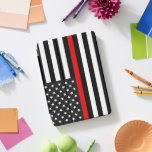 Protection iPad Pro Cover Drapeau américain de la ligne rouge mince<br><div class="desc">La ligne rouge mince est un symbole utilisé par les pompiers.</div>