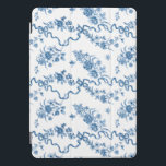 Protection iPad Pro Cover Élégant Roses et rubans bleus gravés Vintages<br><div class="desc">Elégant et romantique bleu gravé roses vintages,  fleurs,  vignes,  feuilles et papillons avec des rubans et arcs entrelacés sur un arrière - plan blanc.</div>