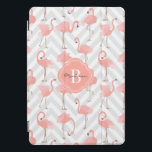 Protection iPad Pro Cover Flamants roses et Motif Chevrons avec Monogram<br><div class="desc">Gai et capricieux,  ce design branché est recouvert d'un motif de flamants roses sur un motif à rayures zig-zag gris-beige clair et blanc en chevron clair. Un cadre décoratif assorti contient le monogramme et le nom souhaités.</div>