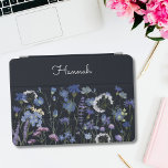 Protection iPad Pro Cover Jardin Fleur sauvage Monogramme Blue Watercolor<br><div class="desc">Ajoutez une touche personnelle à votre iPad avec notre couverture de jardin Fleur sauvage Monogrammed Blue Watercolor. Admirez la beauté des fleurs de maïs bleues,  parfaites pour les amateurs de fleurs et de couleurs bleues à la recherche d'un look moderne et élégant.</div>
