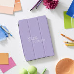 Protection iPad Pro Cover Nom simple élégant Moderne<br><div class="desc">Couverture moderne violet / lavande iPad avec un design simple et minimal personnalisé avec votre nom dans un script élégant et une police sans serif contemporaine.</div>
