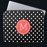 Protection Pour Ordinateur Portable Blanc Sur Polka Noir Point Accents Corail-rouge<br><div class="desc">Elégant motif à pois blanc sur couleur arrière - plan noir personnalisable. Cercles rouge corail accent avec monogramme personnalisable et optionnel.</div>
