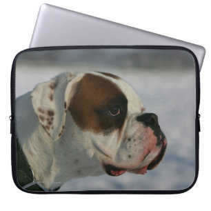 Protection Pour Ordinateur Portable Chien de boxeur dans la neige