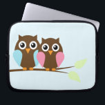Protection Pour Ordinateur Portable Chouettes<br><div class="desc">Deux hiboux perchés sur une branche.</div>