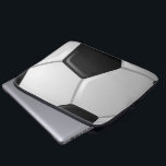 Protection Pour Ordinateur Portable Football<br><div class="desc">Les amateurs de foot en déplacement aimeront cette manche disponible en plusieurs tailles. Ajouter du texte à faire est personnalisé.</div>