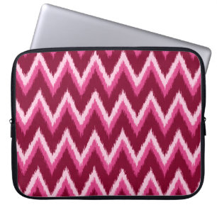 Protection Pour Ordinateur Portable Ikat Chevron Stripes - Burqundy, Rose et rose