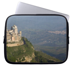 Protection Pour Ordinateur Portable Italie, Sicile, Enna, Vue de la ville depuis Rocca