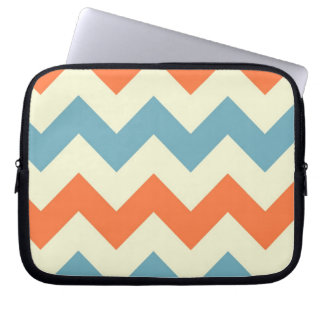 Protection Pour Ordinateur Portable Le zigzag bleu orange de chevron barre le motif de