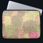 Protection Pour Ordinateur Portable Modèle floral moderne et tendance<br><div class="desc">Un motif floral féminin moderne dans les tons rose et vert clair.</div>