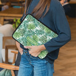 Protection Pour Ordinateur Portable Motif Feuille pour le plaisir Tropical Green Palm<br><div class="desc">Belle fontaine contemporaine bleu turquoise, bleu turquoise, vert citron et blanc motif frondes de palmiers tropicaux. Avec place pour customiser ou personnaliser avec nom, monogramme ou initiales de votre choix. Design hipster original, branché, moderne et fantaisiste pour la diva de mode artistique fashionista ou artsy, branché, retro vintage aquarelle peinture...</div>