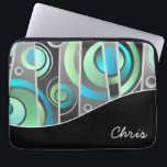 Protection Pour Ordinateur Portable Motif géométrique Abstrait cool avec Monogramme<br><div class="desc">Protégez votre ordinateur portable ou votre tablette avec style grâce à un design géométrique abstrait cool qui a un attrait pop-art. Une bande noire assortie ancre la conception et comprend un monogramme personnalisé que vous pouvez modifier avec votre nom ou autre texte.</div>