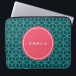 Protection Pour Ordinateur Portable Nom personnalisé Monogramme Géométrique Turquoise<br><div class="desc">Motif géométrique moderne en turquoise avec étiquette rose. Customisez ceci en ajoutant votre nom; cliquez sur le bouton "Customiser" et vous pouvez facilement remplacer le texte de l'espace réservé pour ajouter votre texte.</div>
