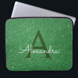 Protection Pour Ordinateur Portable Parties scintillant verte et étincelle Monogram ir<br><div class="desc">Green Faux Parties scintillant et Sparkle Elegant Birthday ou St. Patrick's Day Laptop Coque. Ce coque d'ordinateur portable vert irlandais peut être customisé pour inclure votre nom initial et prénom.</div>