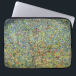 Protection Pour Ordinateur Portable Pommier par Gustav Klimt, Art Nouveau Vintage<br><div class="desc">Apple Tree (1912) de Gustav Klimt est une peinture d'art vintage de l'époque victorienne Symbolisme. Une scène nature avec un pommier dans un verger sur une ferme aux fruits mûrs et aux fleurs de pommes. Le jardin fleuri est fleuri et fleuri. À propos de l'artiste : Gustav Klimt (1862-1918) était...</div>
