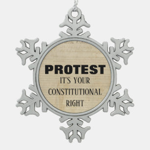 Protest: het is je grondwettelijk recht tin sneeuwvlok ornament