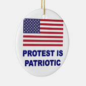 Protest is patriottisch keramisch ornament (Rechts)