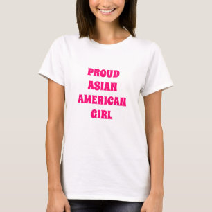 Proud Aziatisch-Amerikaans meisje, roze wit T-shirt