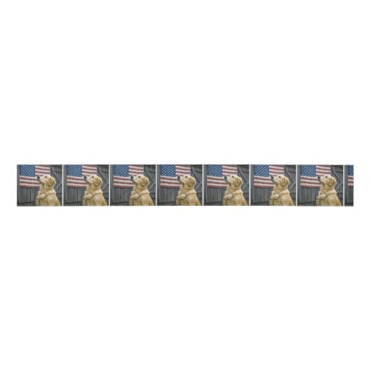 Proud Golden Retriever With American Flag Grosgrain Lint (Voorkant)