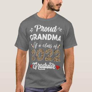 Proud Grandma Of A Class Of 2022 Graduate Graduati T-shirt