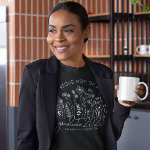 Proud mama Afstuderen blooming Wildflower Modern T-shirt