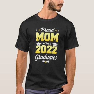 Proud Mom Of A Class Of 2022 Graduate Senior 22 Gi T-shirt