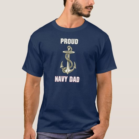 Proud Navy Dad T-Shirt (Voorkant)