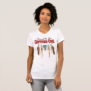 Proud om Chippewa-Cree American Apparel T-Shirt te