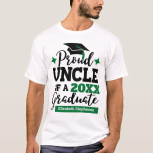 Proud oom 2022 afstuderen zwarte groene tasselnaam t-shirt