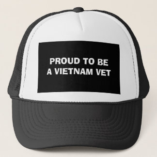 PROUTE OM EEN VIETNAM VET TE ZIJN TRUCKER PET