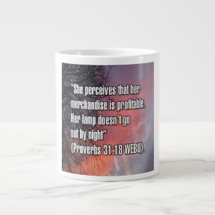 Proverbes 31:18 WEBU Mug