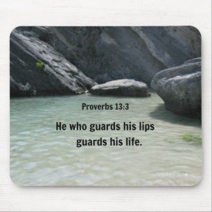 Proverbs 13:3 Hij die zijn lippen bewaakt.. Muismat