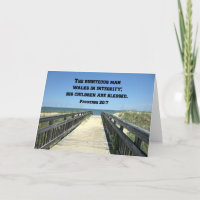 Proverbs 20:7 Het juiste man loopt in integriteit