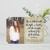 Proverbs 31 Christelijk Bijbel Verse Foto Afstuder Kaart (Staand voorkant)
