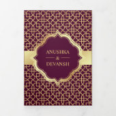 Pruim en gouden Indiase bruiloft in Bollywood-stij Drieluik Uitnodiging (Cover)