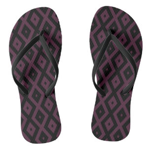Pruim en zwart diamantpatroon teenslippers