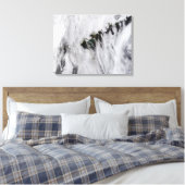 Pruimen uit Okmok Volcano, Aleutiaanse eilanden Canvas Afdruk (Insitu (Slaapkamer))